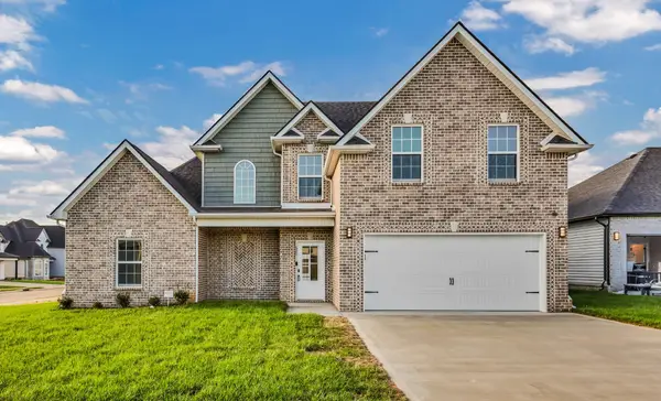 625 Woodrush Dr, Clarksville, TN 37040