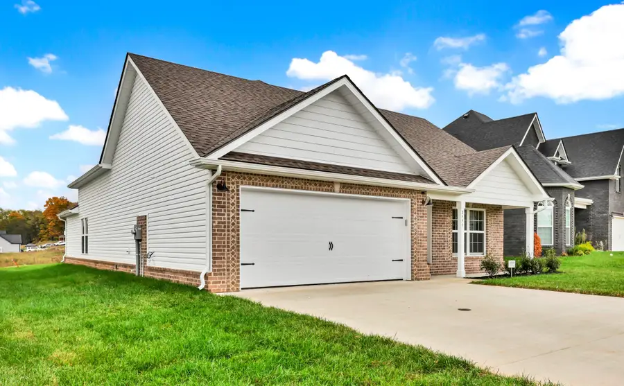 2555 Rafiki Dr, Clarksville, TN 37042 - Image #2