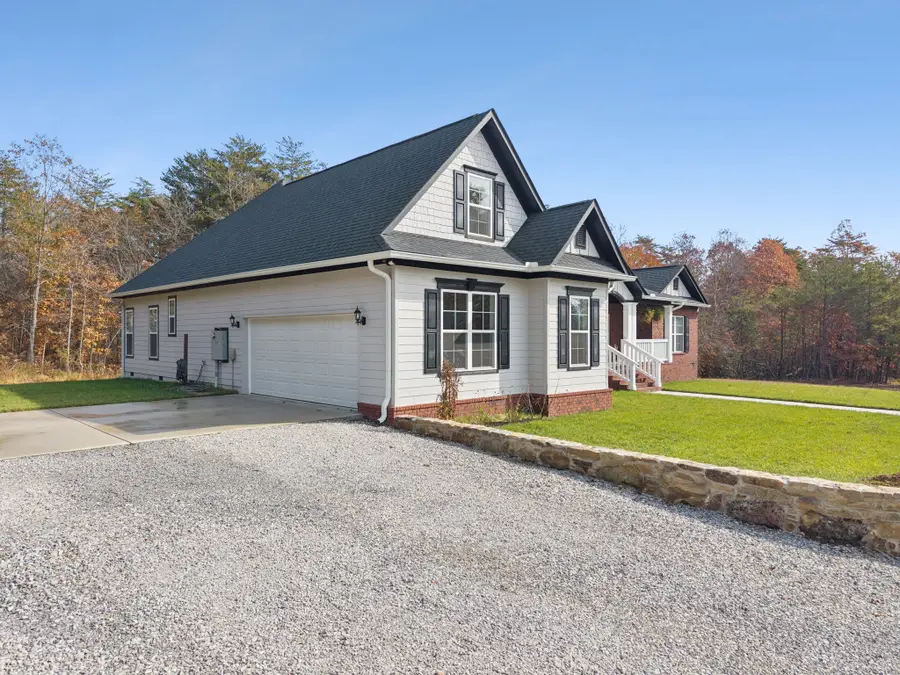 926 Monteagle Falls Rd, Monteagle, TN 37356 - Image #3