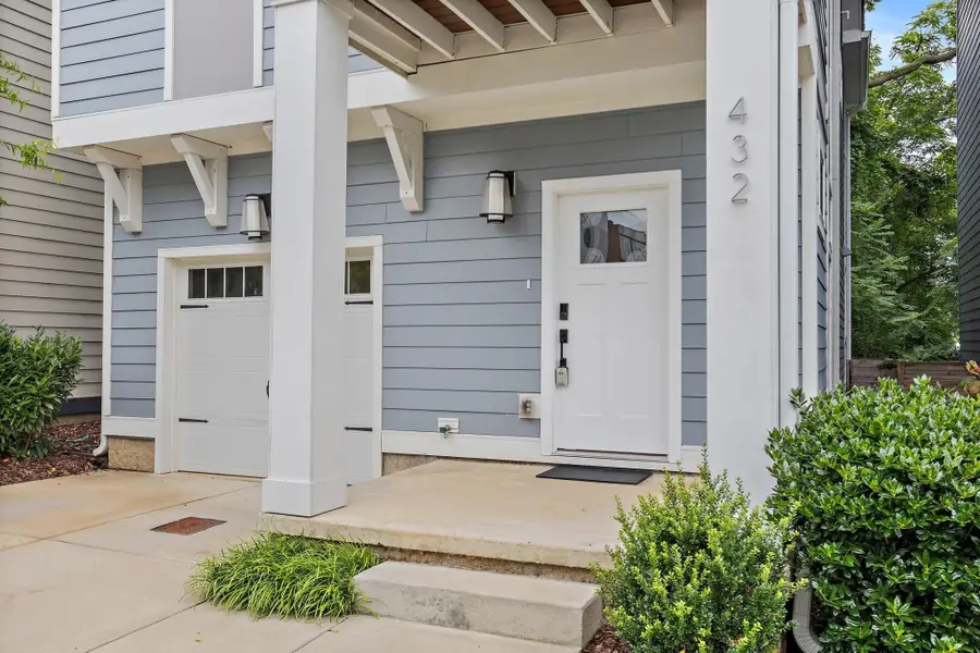 432 Becanni Ln, Nashville, TN 37209 - Image #2