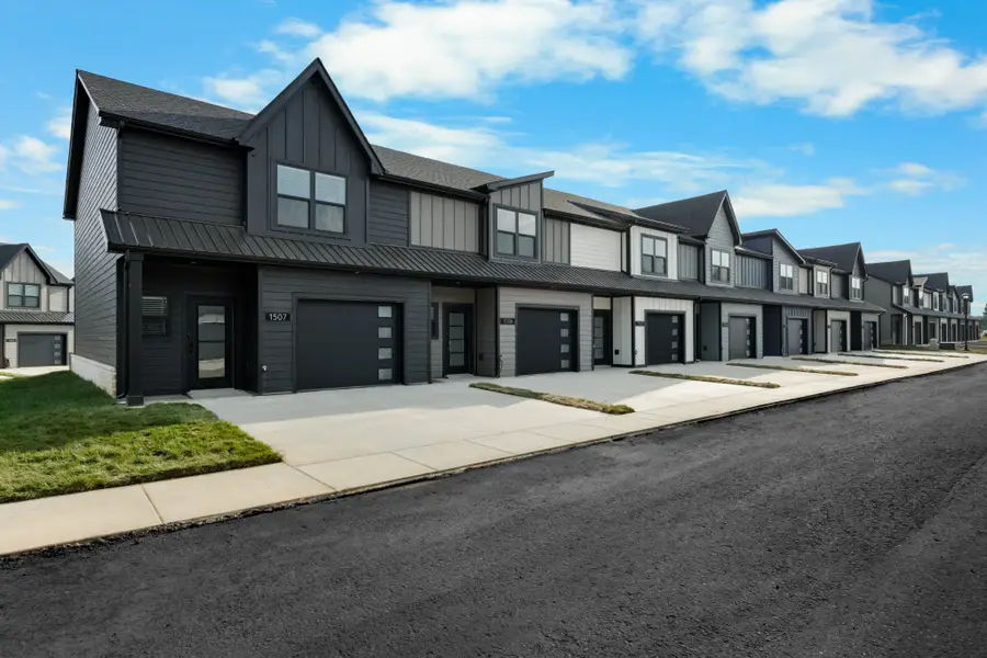 1507 Jonathan Wade Circle, Clarksville, TN 37043 - Image #2