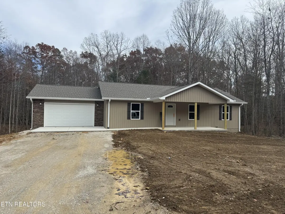 310 Sana Tr, Jamestown, TN 38556 - Image #1