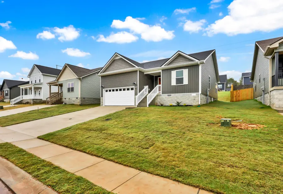 1457 Isaiah Dr, Clarksville, TN 37042 - Image #2