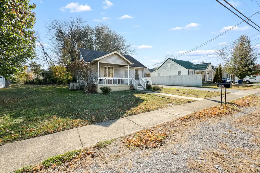464 Whitthorne St, Shelbyville, TN 37160 - Image #2