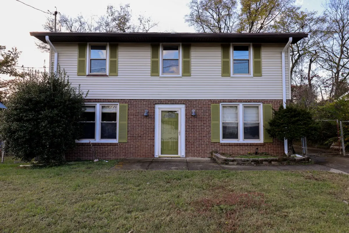 2402 Oakwood Ave, Nashville, TN 37207 - Image #1