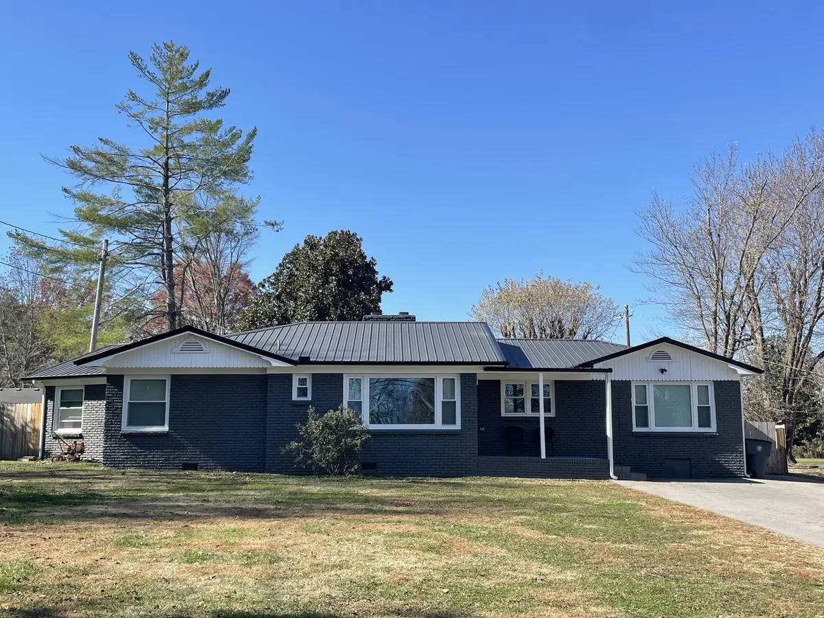 103 Sunset Dr, McMinnville, TN 37110 - Image #1