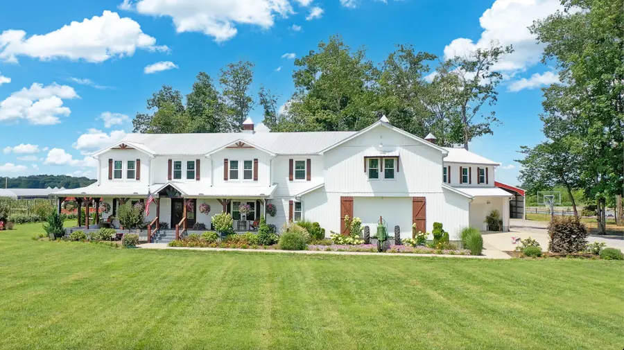 344 Whitaker Rd, Shelbyville, TN 37160 - Image #2