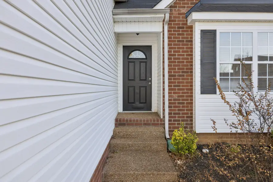 8010 Tiger Ct, Spring Hill, TN 37174 - Image #2