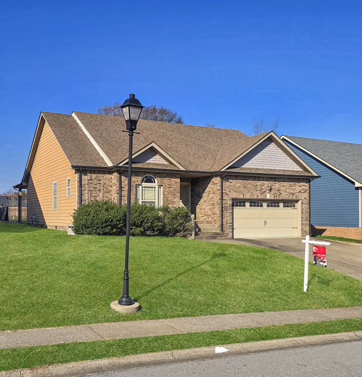 2212 Fairfax Dr, Clarksville, TN 37043 - Image #1