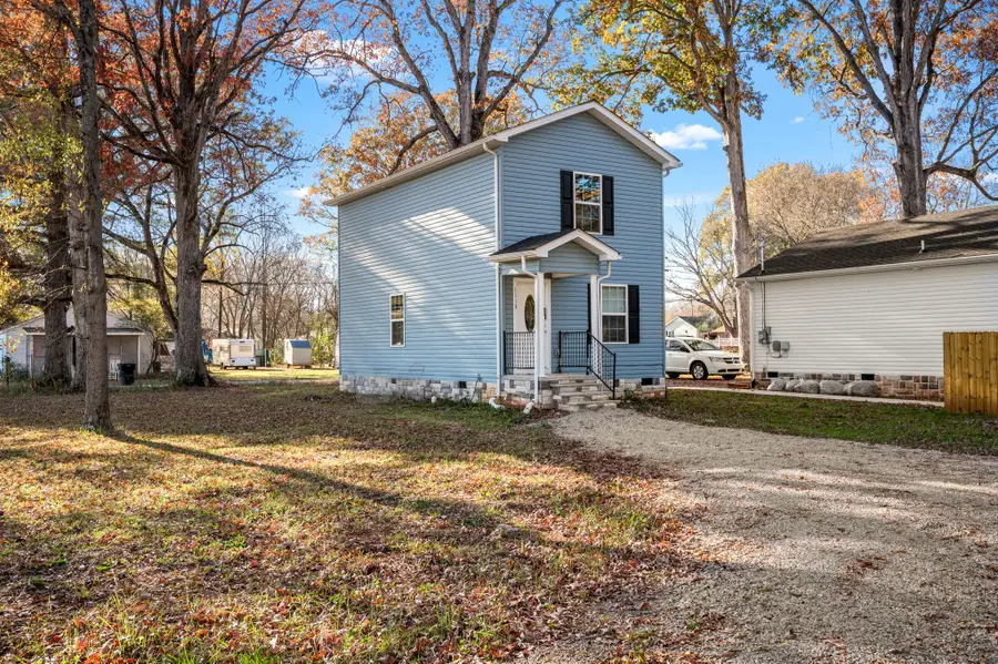 1113 E Decherd St, Tullahoma, TN 37388 - Image #3