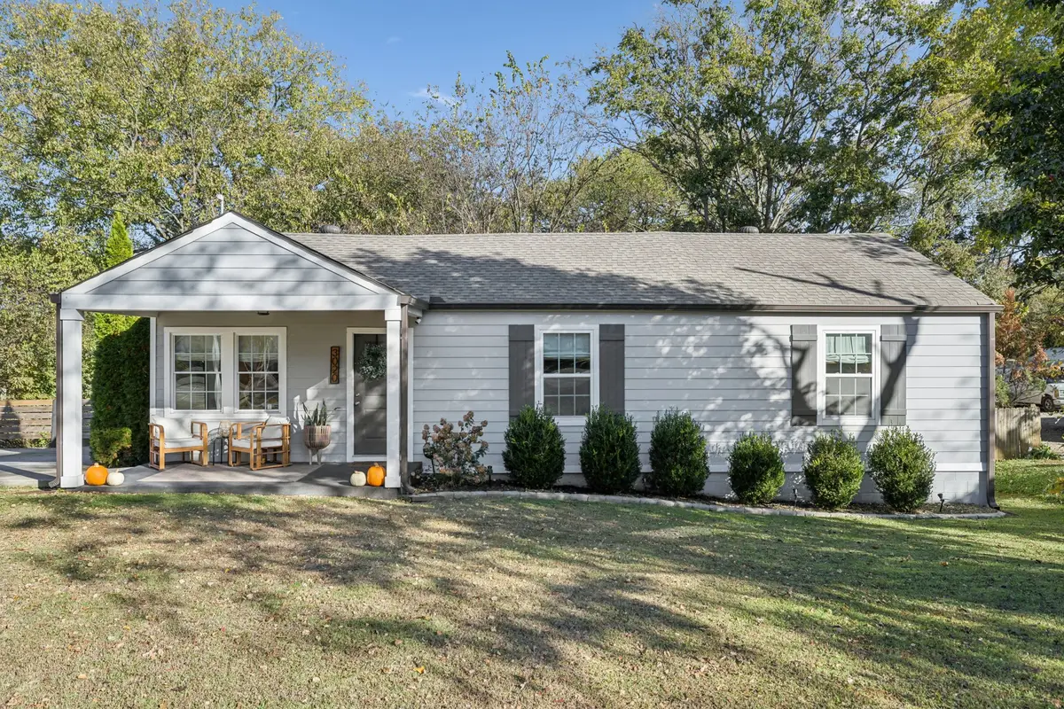 3020 Harlin Dr, Nashville, TN 37211 - Image #1