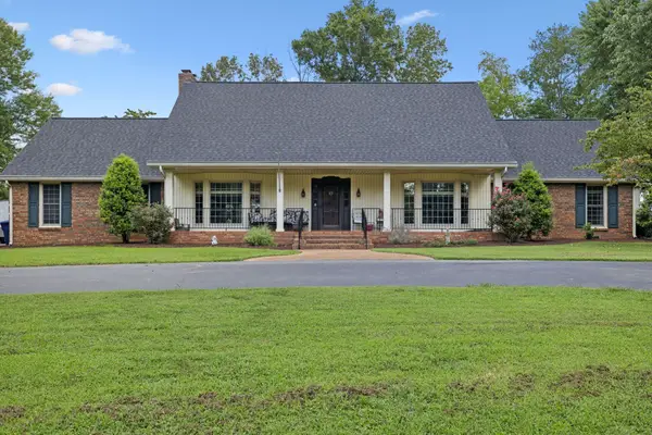 117 Sam Davis Dr, Springfield, TN 37172