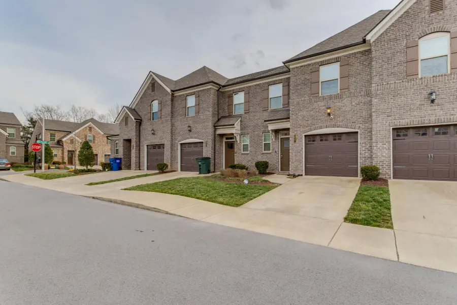 2807 Haversack Cir, Murfreesboro, TN 37128 - Image #2