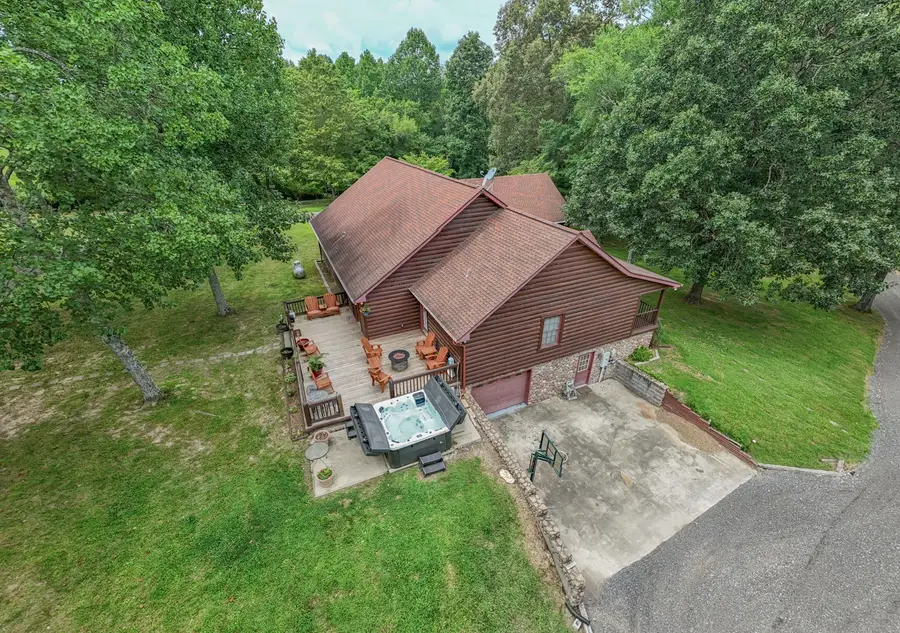 118 Robert Simmons Rd, Westmoreland, TN 37186 - Image #2