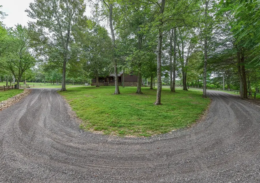 118 Robert Simmons Rd, Westmoreland, TN 37186 - Image #3