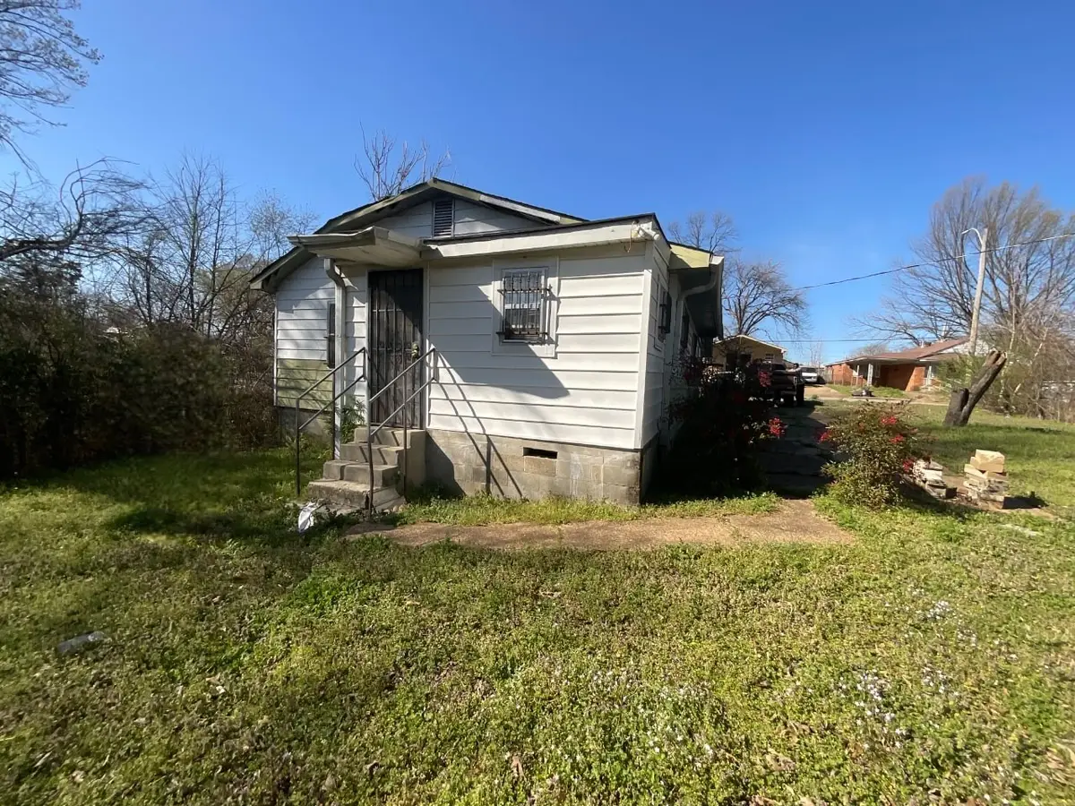 1373 South Ave, Memphis, TN 38106 - Image #1