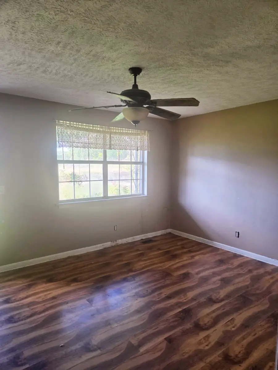 203 22nd Ave E, Springfield, TN 37172 - Image #2