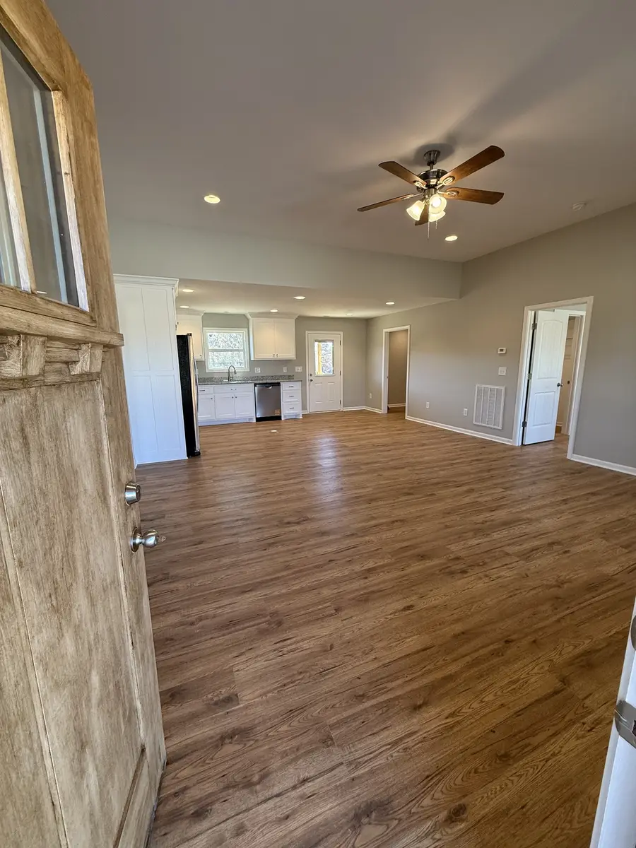 77 Dukes Park Rd, Summertown, TN 38483 - Image #2