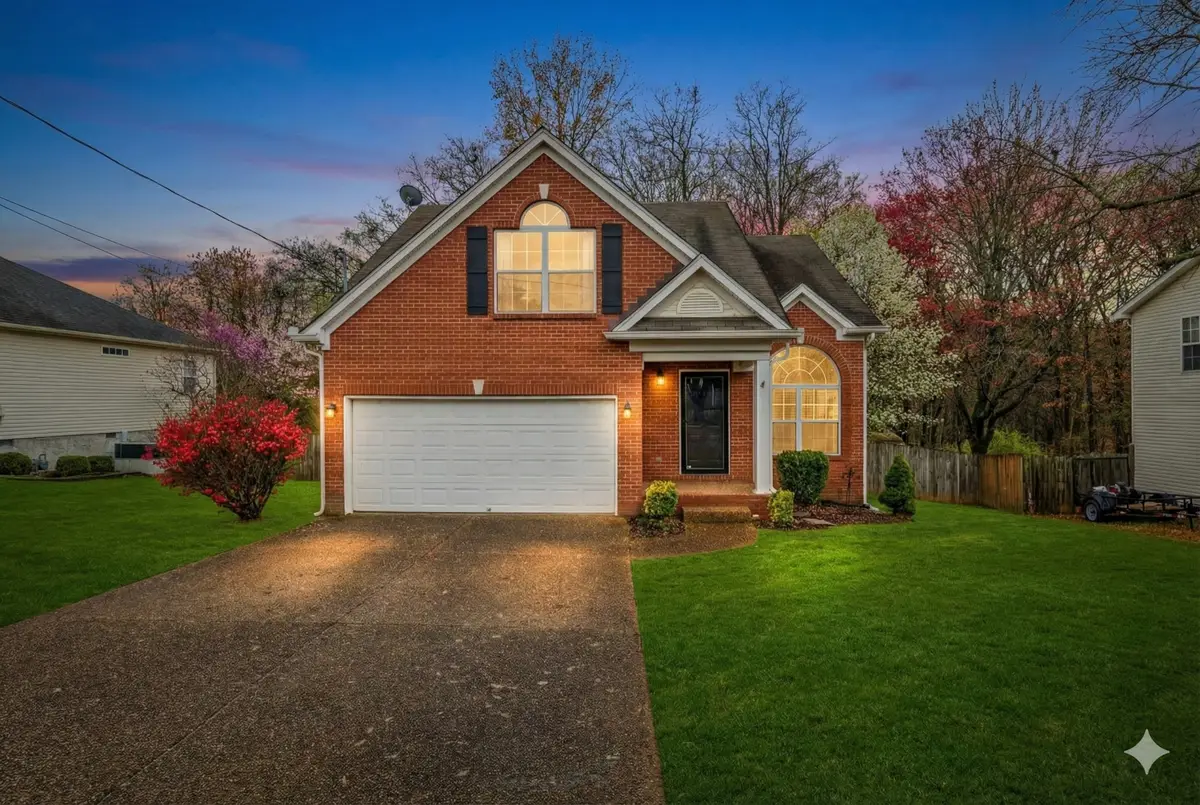 1418 Hilltop Dr, Mount Juliet, TN 37122 - Image #1