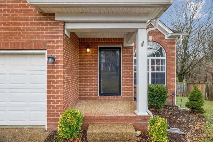 1418 Hilltop Dr, Mount Juliet, TN 37122 - Image #3