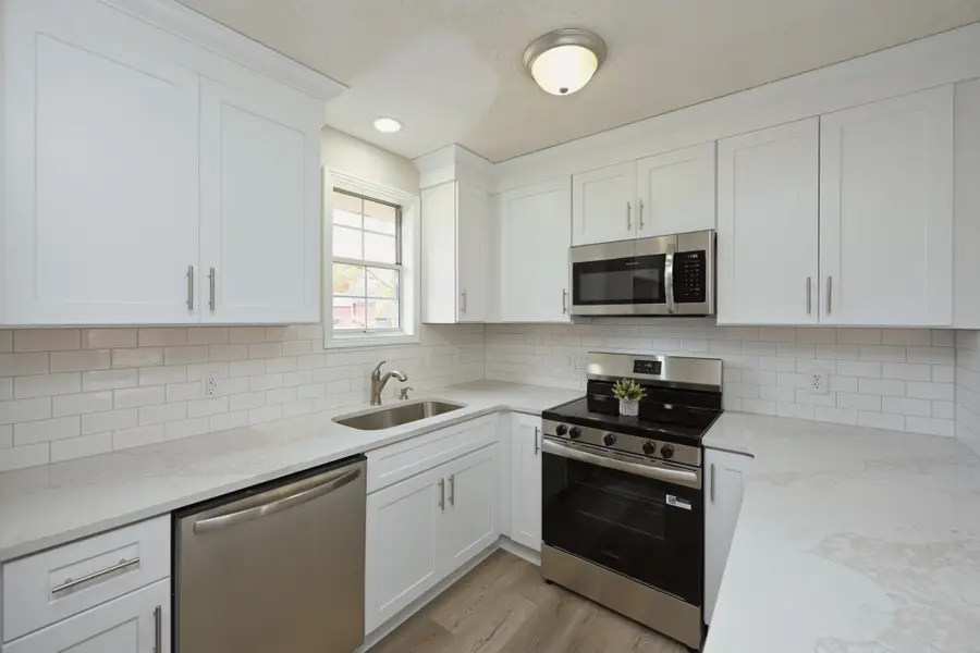 211 Freedom Dr, Lebanon, TN 37087 - Image #2