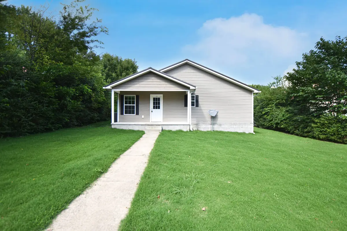 308 E Railroad St, Dickson, TN 37055 - Image #1