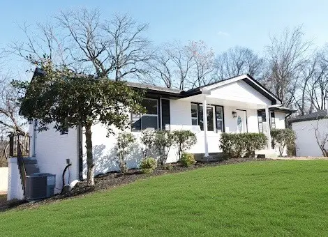 4928 Aquatic Rd, Nashville, TN 37211