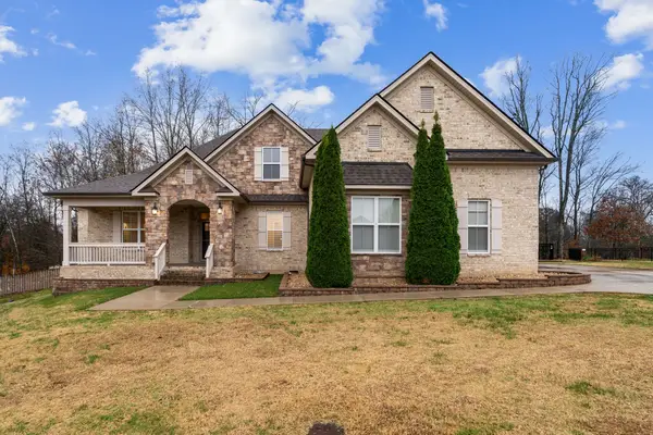 990 Nashs Nook, Columbia, TN 38401