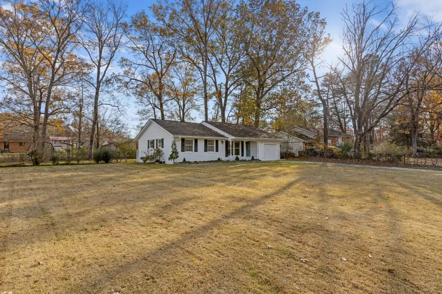 214 Serena Drive, Hixson, TN 37343 - Image #3