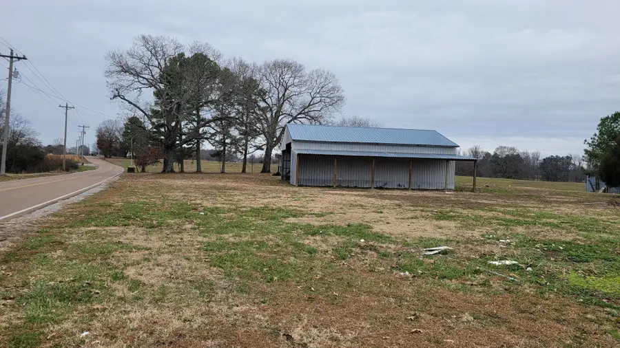 1016 Prosser Rd, Leoma, TN 38468 - Image #3