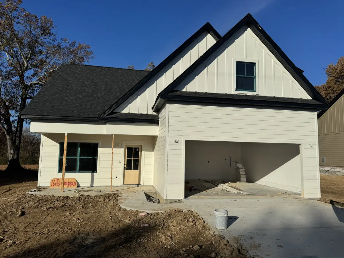 165 Cripps Ln, Smithville, TN 37166 - Image #1