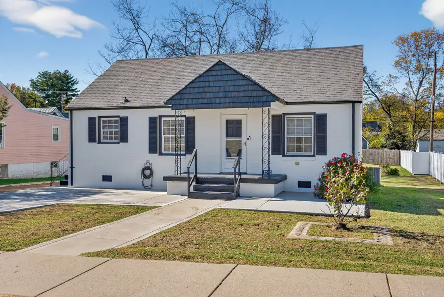 1242 Talley Dr, Clarksville, TN 37040 - Image #3