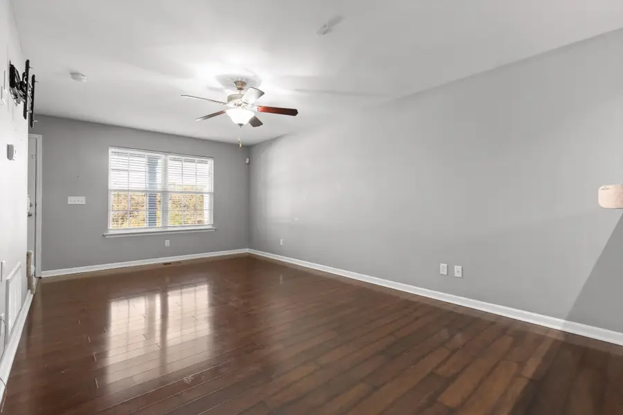 2117 Short Leaf Lane, Soddy Daisy, TN 37379 - Image #2