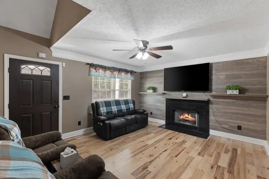 214 Independence St, Springfield, TN 37172 - Image #3