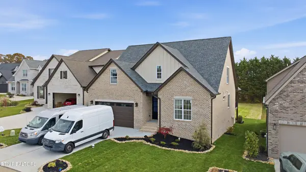 8118 Carolina Cherry Lane, Knoxville, TN 37919