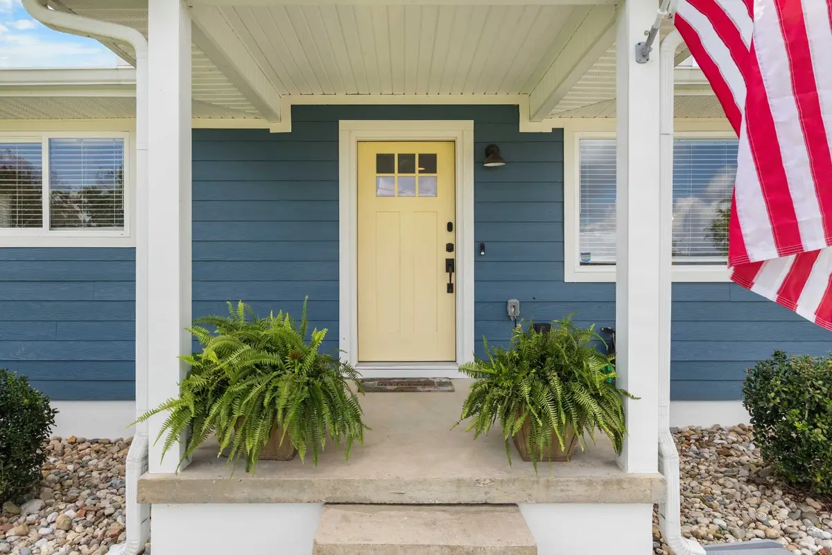 294 Mcdale Rd, Shelbyville, TN 37160 - Image #1