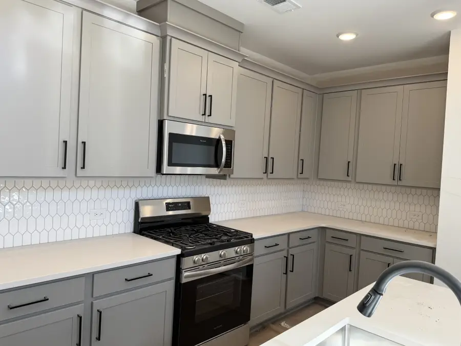 1244 Linn Cove Ct, Gallatin, TN 37066 - Image #2