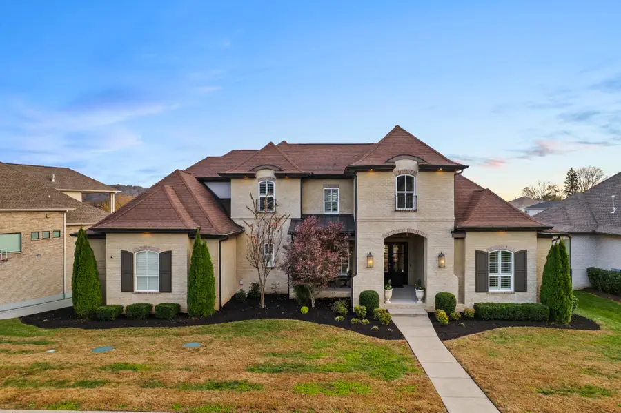 6313 Turkey Foot Ct, Franklin, TN 37067 - Image #2