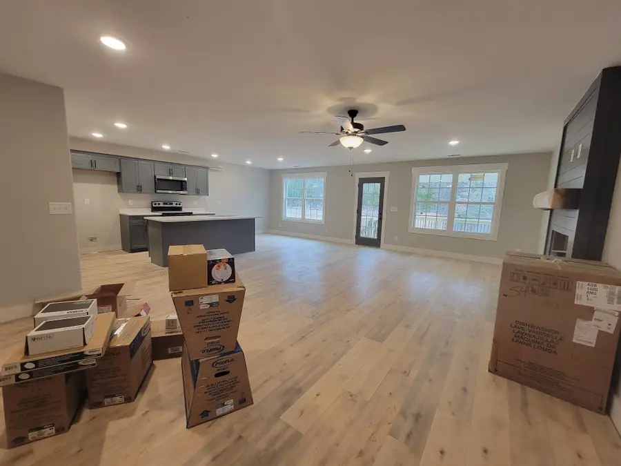 269 Wayne Hall Rd, Clarksville, TN 37040 - Image #2