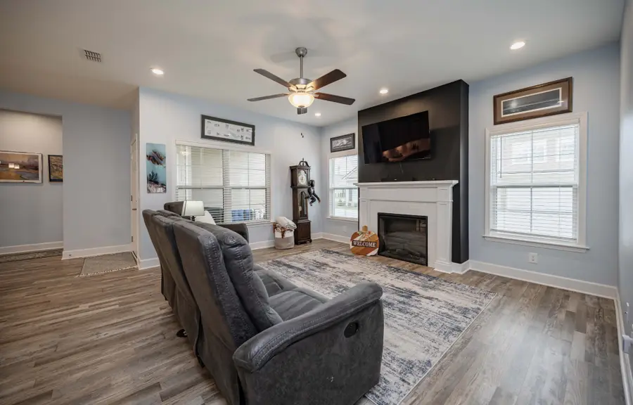 2664 Stonecenter Ln, Murfreesboro, TN 37128 - Image #3