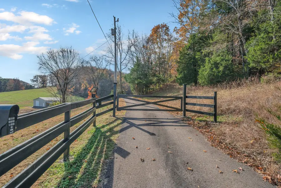 8242 River Road Pike, Nashville, TN 37209 - Image #2