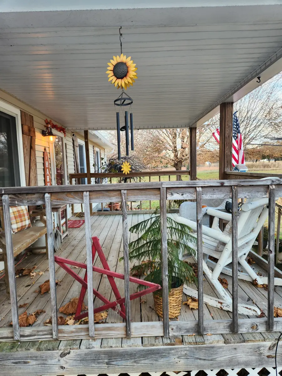 1039 Old Columbia Rd Sw, Chapel Hill, TN 37034 - Image #2