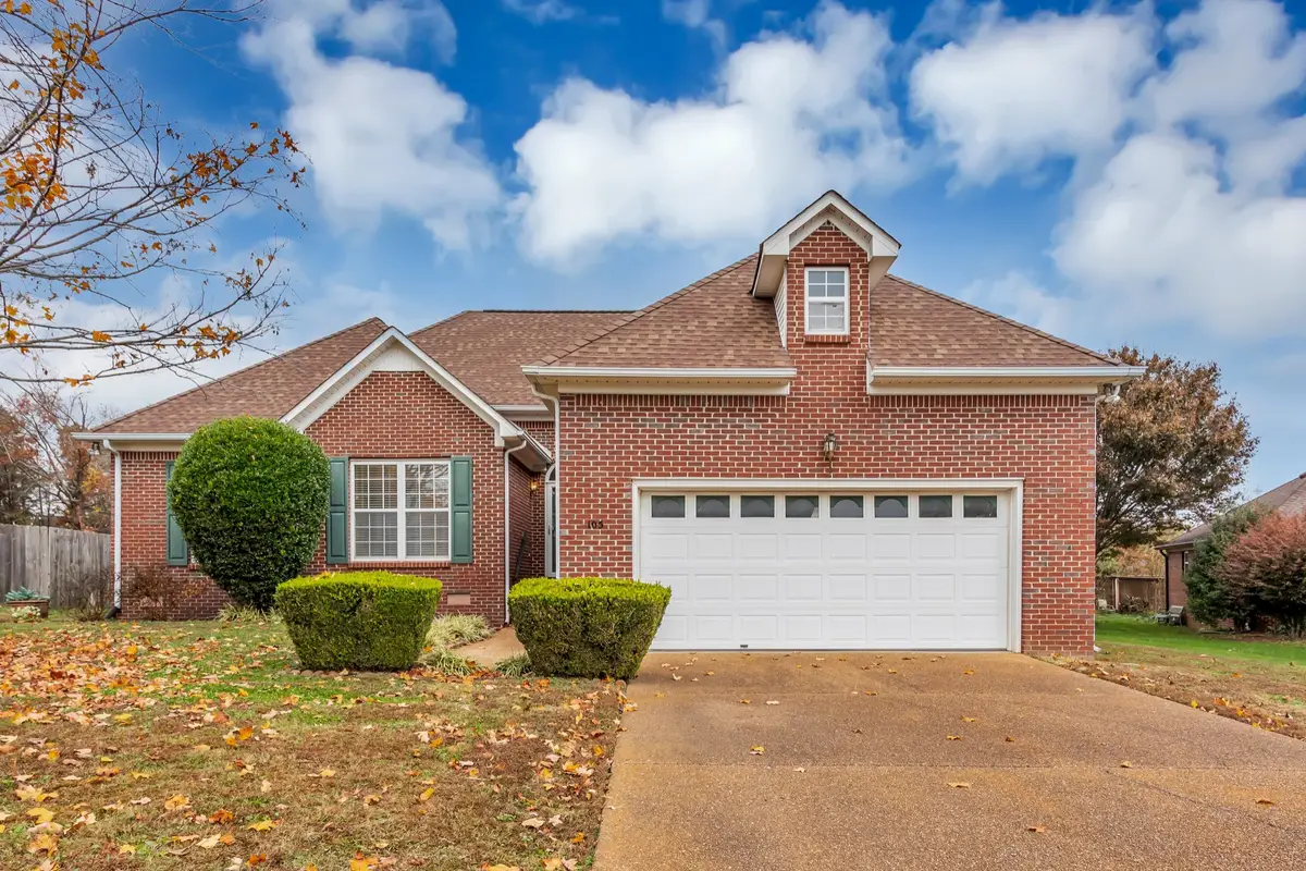 105 Green Tree Ct, Columbia, TN 38401 - Image #1