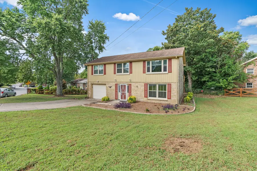 5001 Mclendon Dr, Antioch, TN 37013 - Image #2