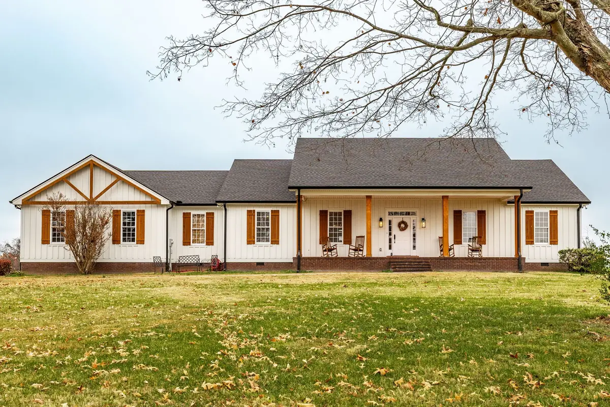 6261 H B Lee Rd, Springfield, TN 37172 - Image #1