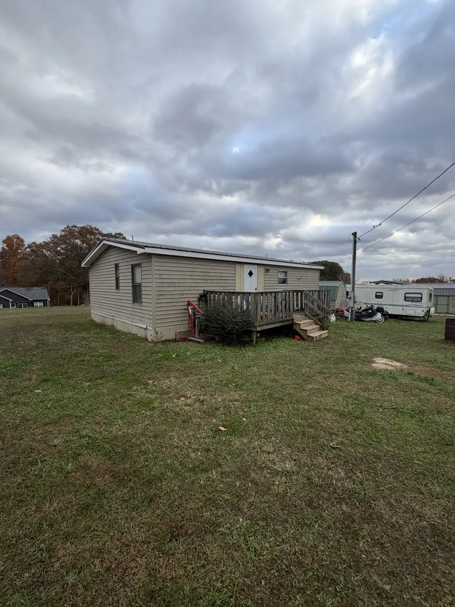 106 Mutt Rd, White Bluff, TN 37187 - Image #2
