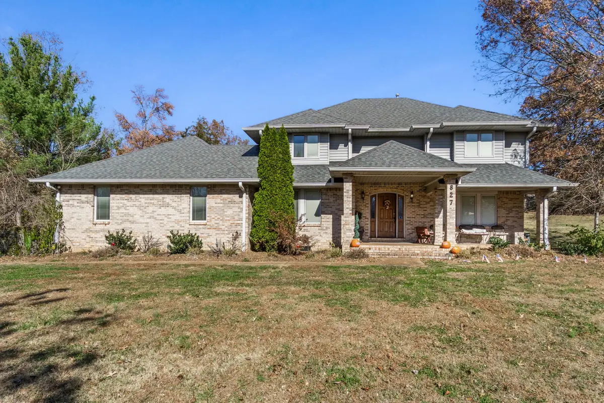 827 Crescent Dr, Cookeville, TN 38501 - Image #1