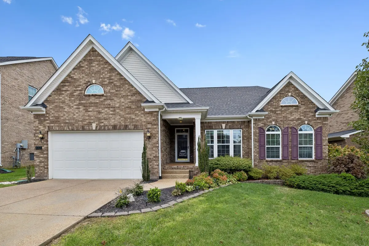 432 Warren Hill Dr, Mount Juliet, TN 37122 - Image #1
