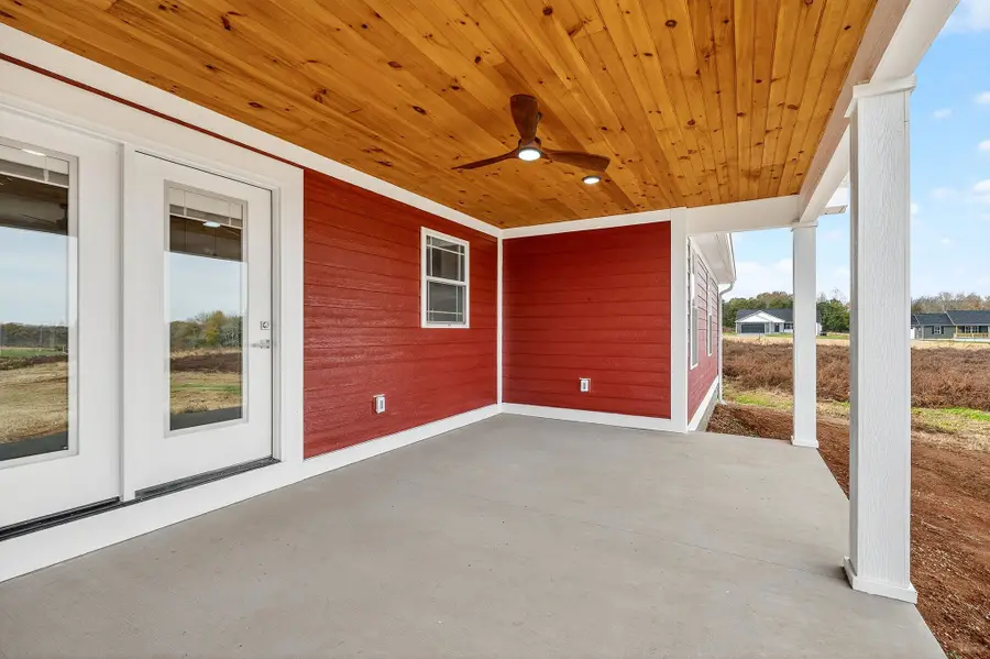 196 Dairy Barn Rd, Sparta, TN 38583 - Image #3