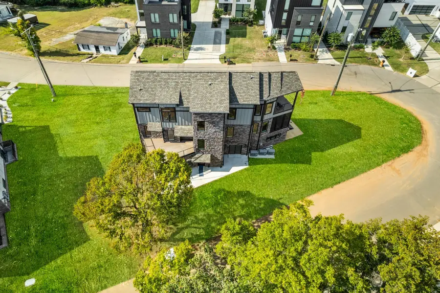 6011 Hill Cir, Nashville, TN 37209 - Image #3